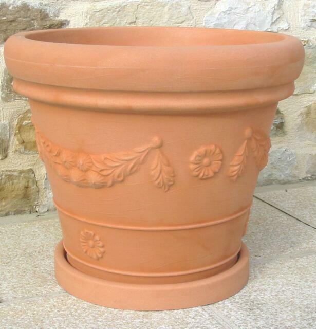 GAMME CLASSIQUE POT FESTONNÉ