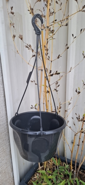 COUPES HORTICOLES Suspension SVELTIA